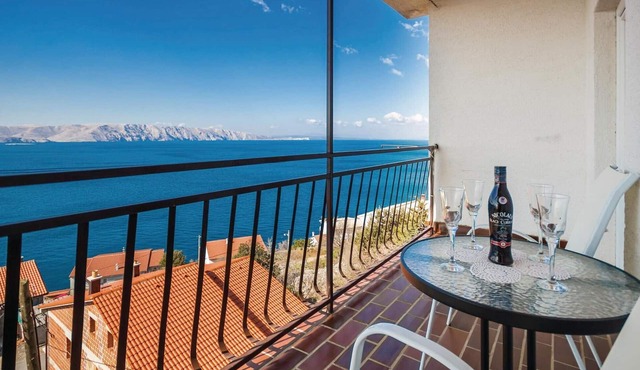 Nice apartment in Senj with house sea view