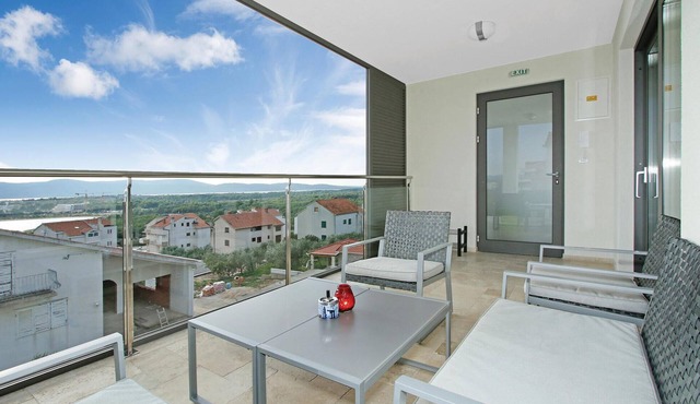 Nice apartment in Sibenik with WiFi