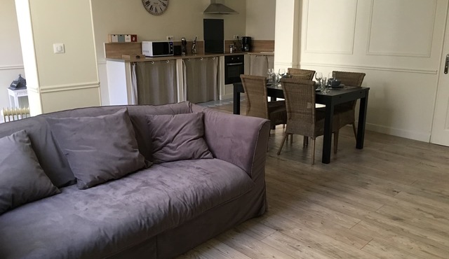 Nice apartment in the city center with private courtyard