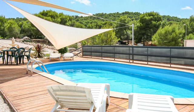 Nice apartment in Torremendo with WiFi