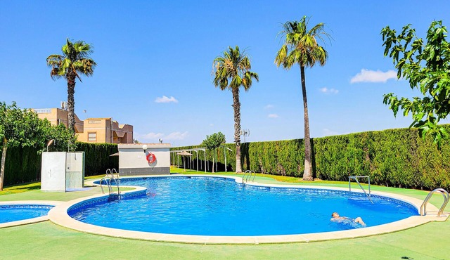 Nice apartment in Torrevieja with WiFi