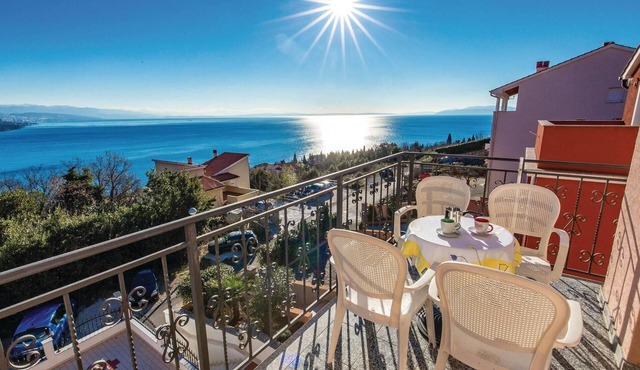 Nice apartment in Volosko with house sea view