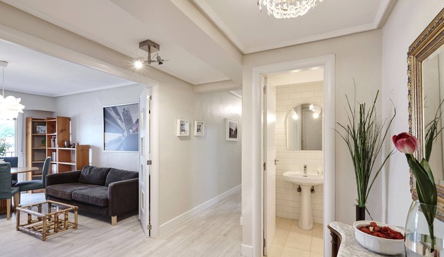 Nice apartment rentals in San Sebastián and next to marina