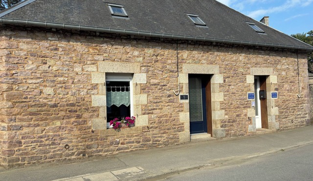 NICE APARTMENT T2 STANDING NEAR PAIMPOL AND BEACHES