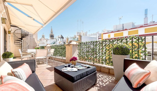 Nice Apartment with 2 Sunny Terraces. Vinuesa T