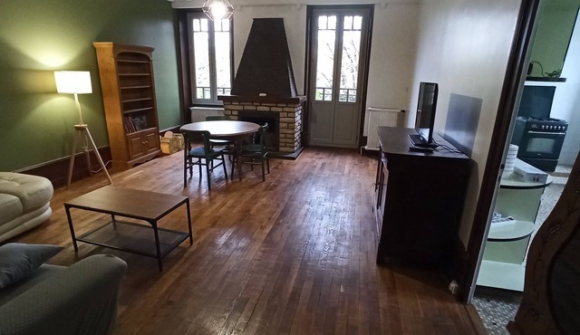 Nice apartment with all comforts in a residence, a stone's throw from the town center.