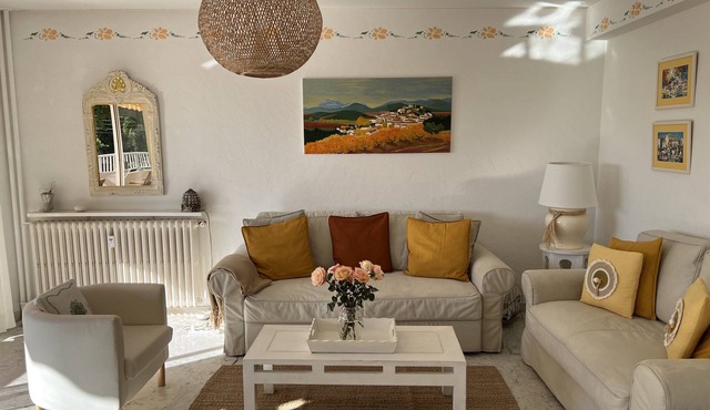 Nice apt on the ground floor - terrace, private garden - view "escape sea"