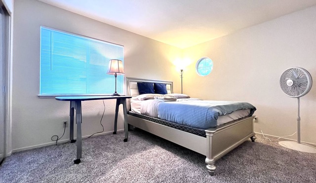 Nice Big Bedroom in 2500 SQFT Single House p2