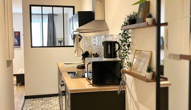 Nice cocoon in the heart of the Panier for 2