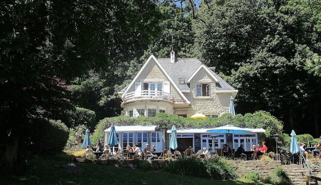 Nice, comfortable house with garden & terrace, 350m from the sea free WiFi