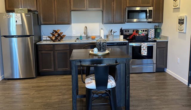 Nice Comfy Luxury Living
