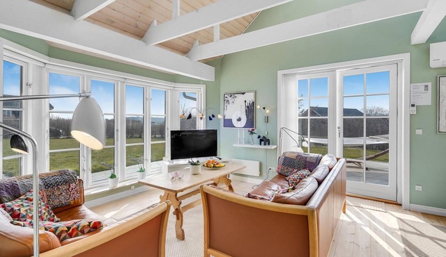 Nice cottage in newer cottage area on the Great Belt.