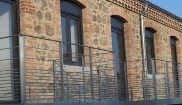 Nice duplex completely renovated