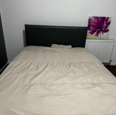 Nice Ensuite near cricket ground