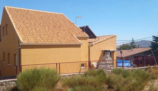 Nice house in the Sierra