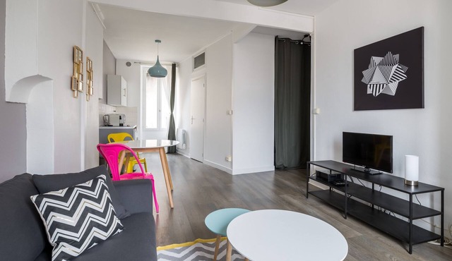 Nice Furnished Apartment Close to Amenities