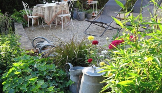 Nice ground floor villa, * classification, terrace and private parking - Millau