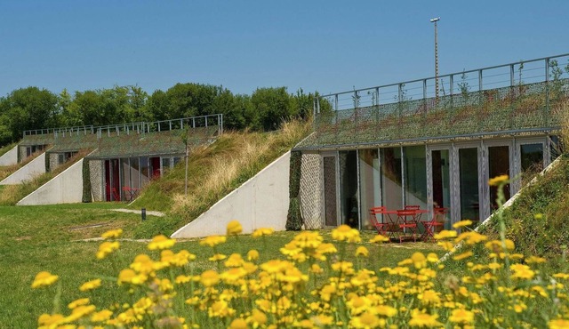 Nice holiday home in hilly landscape near Brive