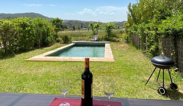 Nice home in Saint-Laurent-de-la-Ca