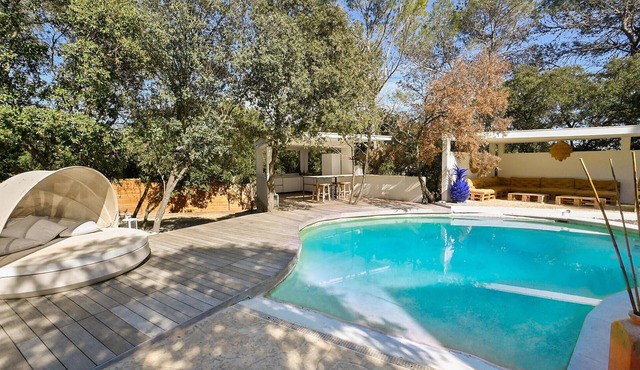 Nice home in St-Bauzille-de-Montmel