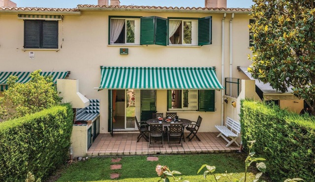 Nice home in Sant Feliu de Guíxols