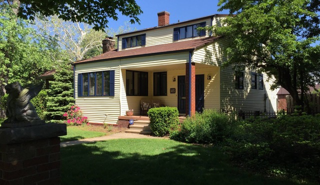 Nice Home, Historic Neighborhood, Walk to Campus!