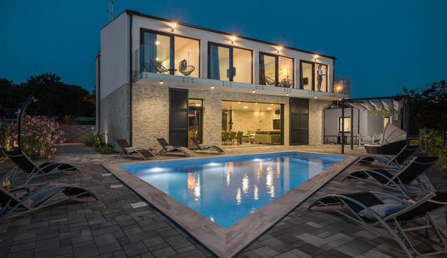 Nice home in Sveti Vid Miholjice