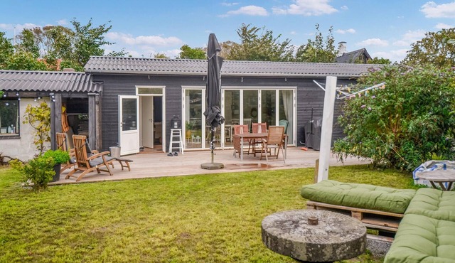 Nice home in Anholt with WiFi