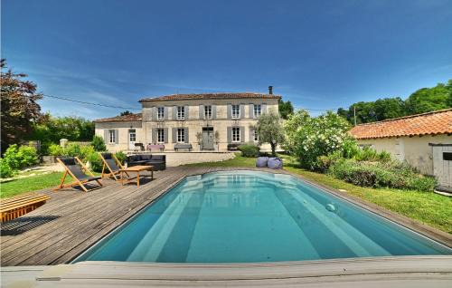 Nice Home In Arthenac