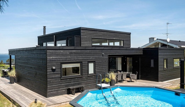 Nice home in Asnæs with sauna