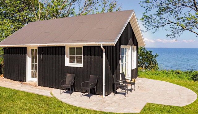 Nice home in Augustenborg with WiFi