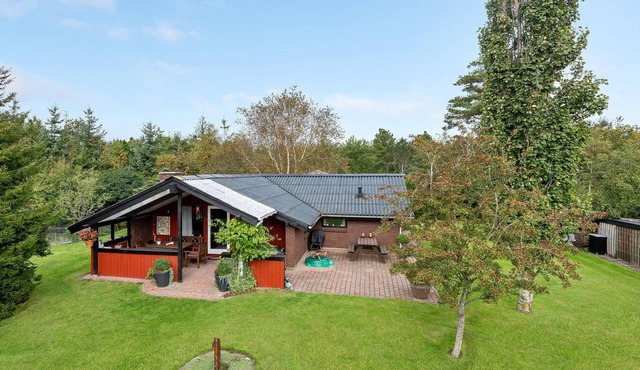 Nice home in Blåvand with sauna