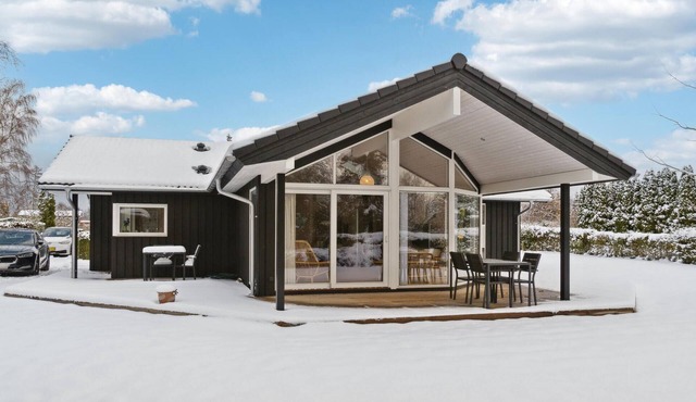 Nice home in Bogø By with kitchen