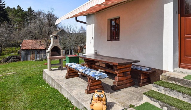 Nice home in Brod na Kupi