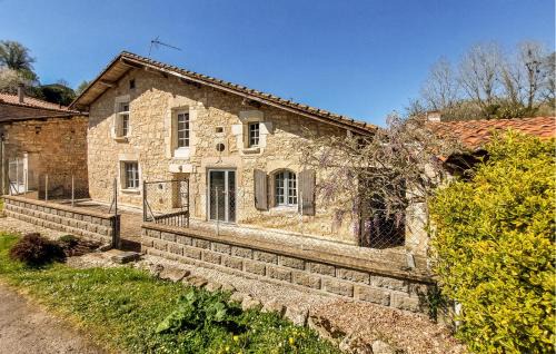 Nice Home In Cellefrouin With Wifi