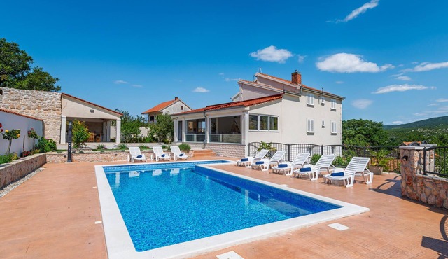 Nice home in Cvrljevo