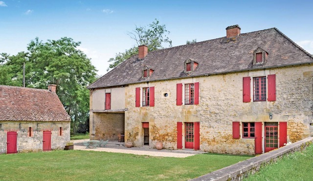 Nice home in Domme with WiFi