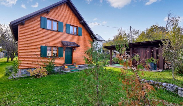 Nice home in Dreznica with sauna