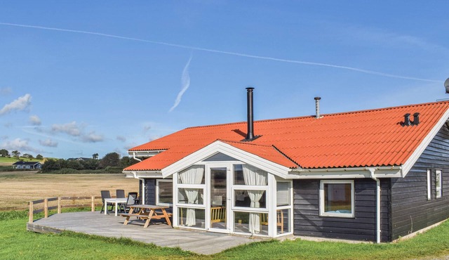 Nice home in Ebeltoft with sauna
