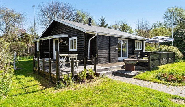 Nice home in Esbjerg V with WiFi