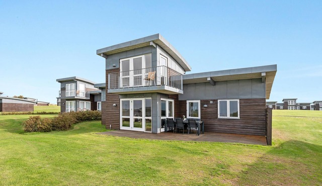 Nice home in Faaborg with kitchen