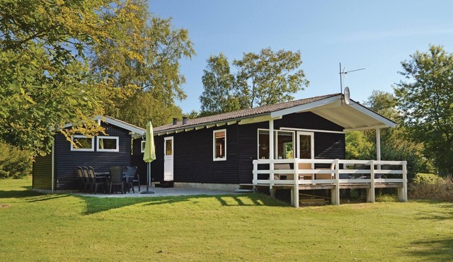 Nice home in Farsø with WiFi