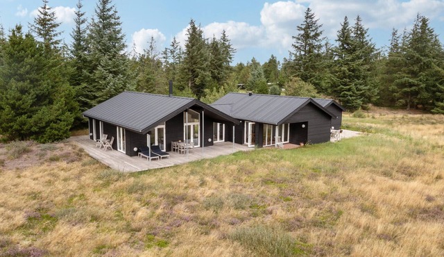 Nice home in Fjerritslev with WiFi