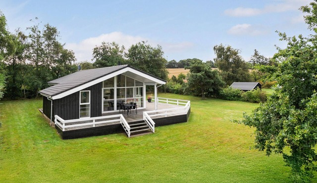 Nice home in Fjerritslev with sauna