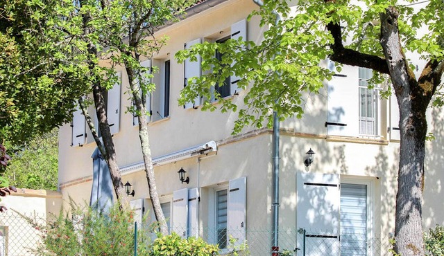 Nice home in Monclar de Quercy