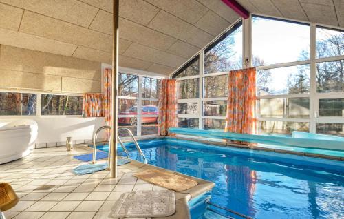 Nice Home In Glesborg With Sauna