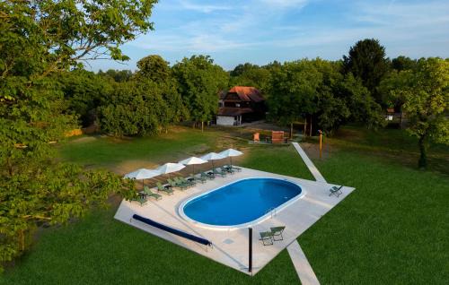 Nice Home In Gusce With Sauna