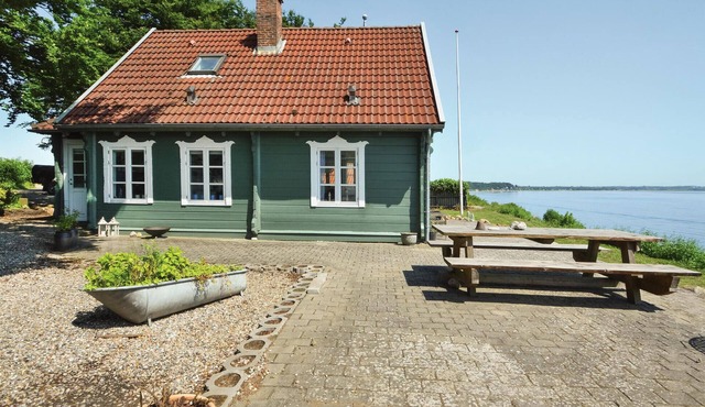 Nice home in Haderslev with WiFi