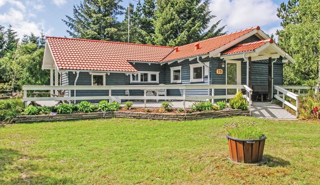 Nice home in Hadsund with sauna