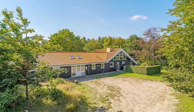 Nice home in Hals with sauna